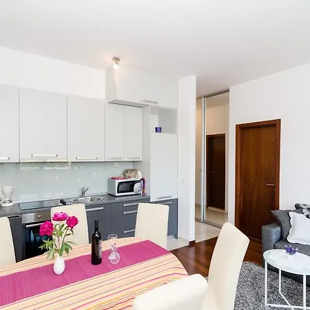Apartment Villa Orsan アパート *