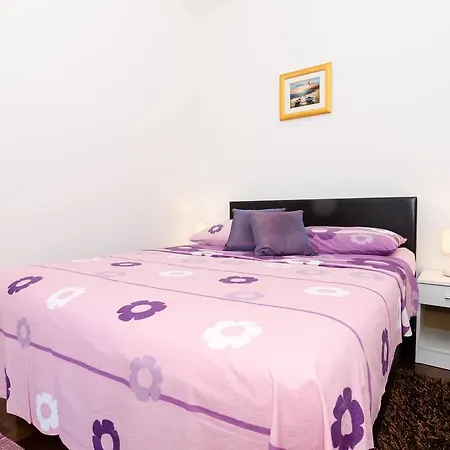 アパート Apartment Villa Orsan
